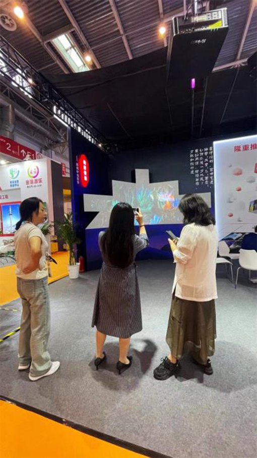 赢康模塊化沉浸文(wén)旅産(chǎn)品驚豔亮相2023CAE北京遊樂展 赢康模塊化沉浸文(wén)旅産(chǎn)品驚豔亮相2023CAE北京遊樂展