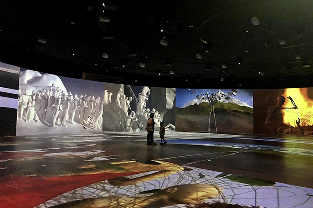 海花(huā)島博物(wù)館藝術展4号館360°環幕投影