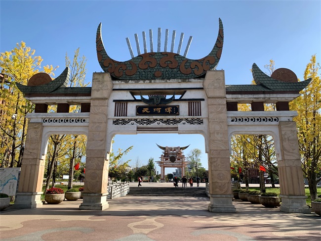 赢康科(kē)影達創新(xīn)文(wén)旅應用(yòng),溶洞投影别有(yǒu)洞天 赢康科(kē)影達創新(xīn)文(wén)旅應用(yòng),溶洞投影别有(yǒu)洞天